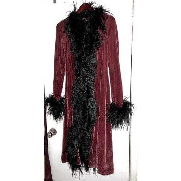 RARE Vintage Betsey Johnson Velvet Duster Coat w/Feathers Boa Small Fits 4 & 6 - Picture 9 of 9